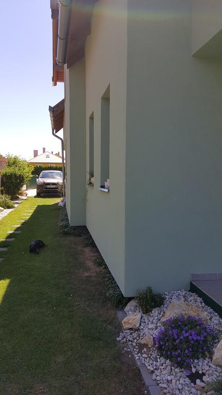 Apartman Nora Ii. Buk Luaran gambar